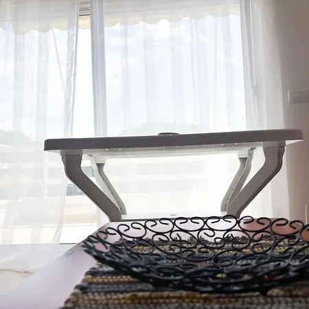 Apartment Your Lura Getaway Lalez