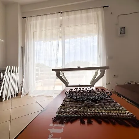 Your Lura Getaway Apartment *